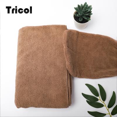 China Sustainable Pet Products Microfiber Dog Bath Towel Set With Glove for sale