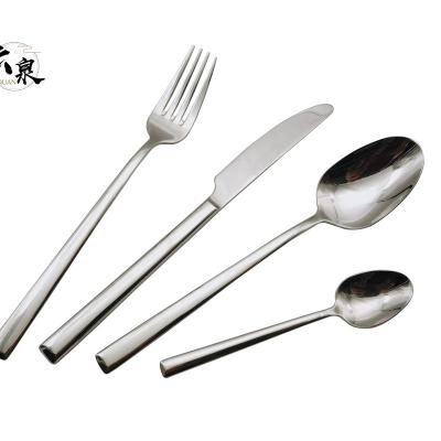 China 18/10 Stainless Steel Silverware Set Spoon Viable High End Luxury Fork and Knife European Retro Palace Gold Cutlery Set for sale