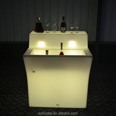 China Bar Table Led Outdoor Furniture Color Changing Rechargeable Led Bar Counter / Led Bar Counter Home Lighting for sale