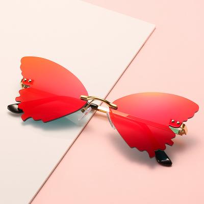 China Relieve Color Wholesale Custom PC Frameless Candy Glass Eyewear Rimless Sun Glasses Fashionable New Sunglasses for sale