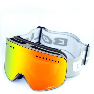 China Durable Safety Ski Sport Goggles Magnetic Adult Ski Comfort Snow Anti-Fog Goggles for sale