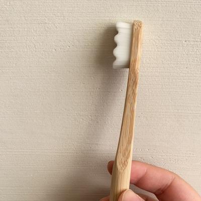 Chine Longueur en bambou de la brosse à dents 193MM de charbon de bois mou noir écologique à vendre