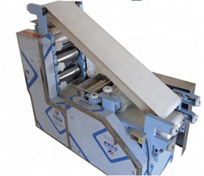 China High efficiency and automatic stainless steel 110v/220v automatic dumpling skin machine roti packing machine for sale