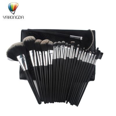 China Angular Blush Factory Private Label Wood Handle Nylon Brushes Cheap Good Quality Makeup Kit for sale