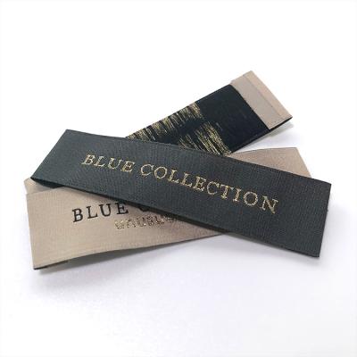 Китай Washable China Brands Manufacturer Custom Fold Logo Satin Woven End Labels For Apparel Neck Label продается