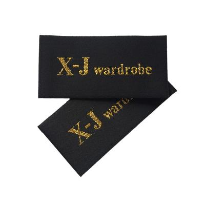 中国 Center Fold Custom Washable Polyester Woven Labels T-shirt Clothing Label 100 Pieces Neck Label Min Order 販売のため