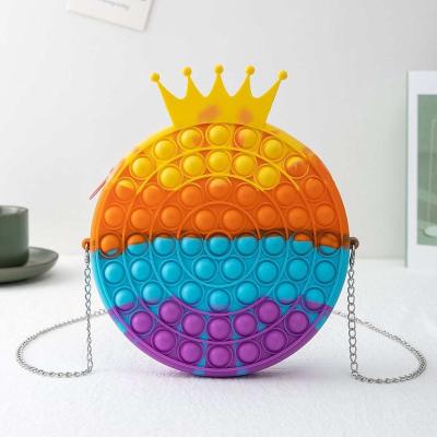 China Relieve Stress Anti-Anxiety New Silicone Pops Itting Game Bag Stress Reliever Pops Handbag Push Bubble Wiggle Sensory Toys Shoulder Sling Mini Bag For Kids for sale