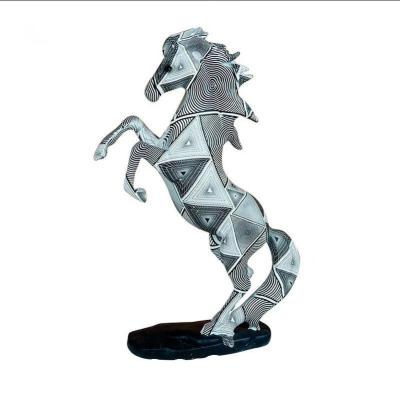 China Horse resin interior decoration accessories home gift in living room artistic luxury animal colorful bedroom office sculpture statue for sale