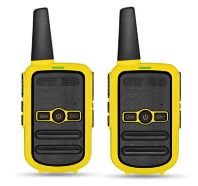 China Outdoor Kids Use Kd-c52 Uhf400-470mhz Mini Handheld Fm Transceiver Kd C52 Two Way Radio Mini Walkie Talkie for sale