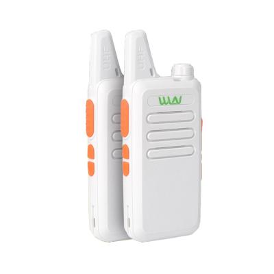 China Kdc1 Long Term Mini Handheld Walkie Talkie Rechargeable Outdoor Two Way Radios for sale