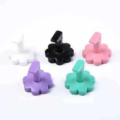 China Convenient Wholesale Cheap Price Manicure Single Nail Tip Holder Nail Art Stand Nail Polish Display Tool for sale