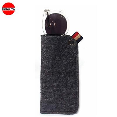 China Portable Thin Pocket Glasses Gift Bag Soft Felt Slip Bag For Sunglass Holder for sale