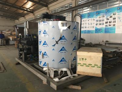 China 15 Ton One Day Stainless Steel Flake Ice Machine For Chicken Slaughtering Processing for sale