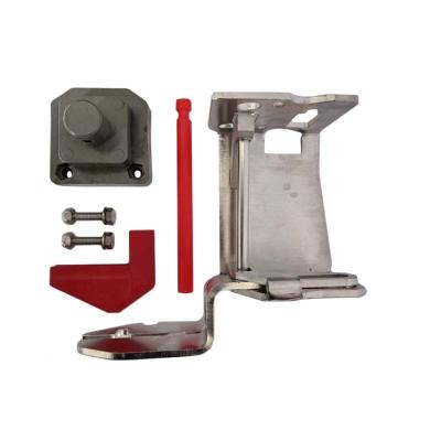 China POULTRY Front Automatic Eviscerating Clamp For Poultry Hanger Slaughterhouse Equipment Spare Parts Overhead Conveyor Line for sale