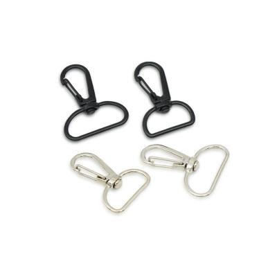 China Durable and Stylish Zinc Alloy Rotary Snap Hooks Pet Clothing Luggage Accessories Key Chains Handbags Strap Fastens Keychains for sale