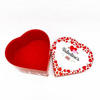 China Valentine's Day high quality custom chocolate paper heart shape recyclable hot selling packaging gift box for flowers for sale