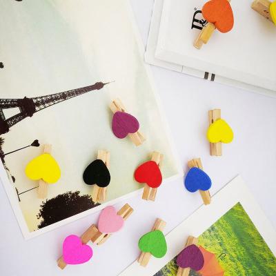 China DIY Promotion Decorative Cute Nature Metal Mini Wooden Photo Holder Tissue Paper Clips With Heart Shape for sale