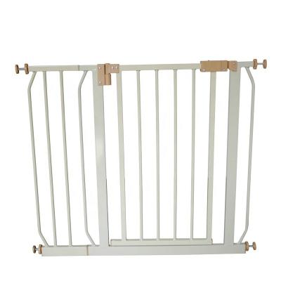 China Modern safe and secure wooden playpen / play yard baby safety gate for sale