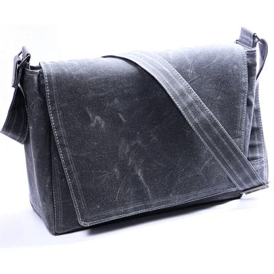 China High Quality Canvas Cross Body Bag Water Resistance Vintage Waxed Canvas Messenger Bag for sale