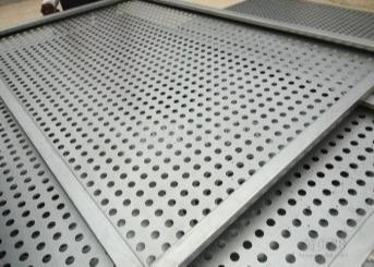 China Bar Soundproof Panel 201 Stainless Steel Perforated Sheet for sale