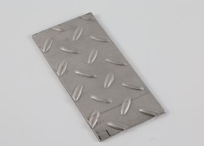 China Car Pedal Hot Rolled 5mm Stainless Steel Checkered Plate for sale