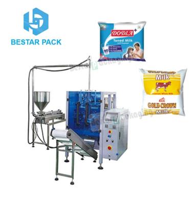 China Automatic Liquid Food Packing Machine With Piston Pump For Packing Milk In 500ml Pouch for sale