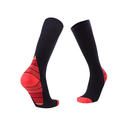 China QUICK DRY anti fatigue pain sports socks sock outdoor sports knee high crew socks sports sock basketball socks for sale