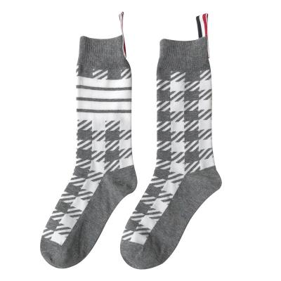 China QUICK DRY Mens Womens Unisex Socks Work Crew Quarter Length Grip Knockouts Long Swallow Hoop Knee High Socks for sale