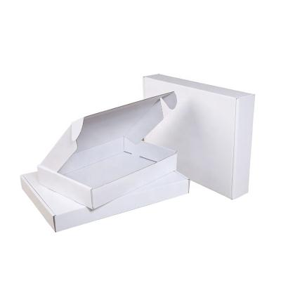 China Recycled Custom Apparel Packaging Folding Announcement Box Matte White Personalized Logo Foldable Materials Messenger Box for sale