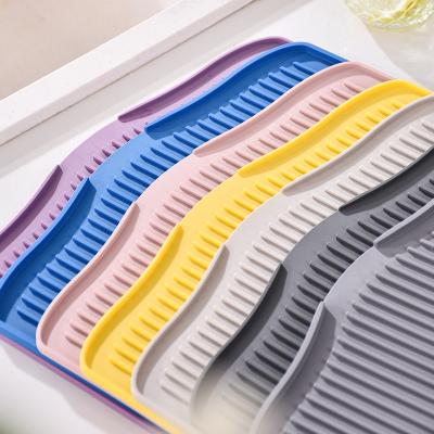 China Sustainable Sink Tray Drain Pad Sponge Tableware Holder Soap Tray Organizer Multipurpose Kitchen Bathroom Storage Silicone Tray Mats with OR for sale