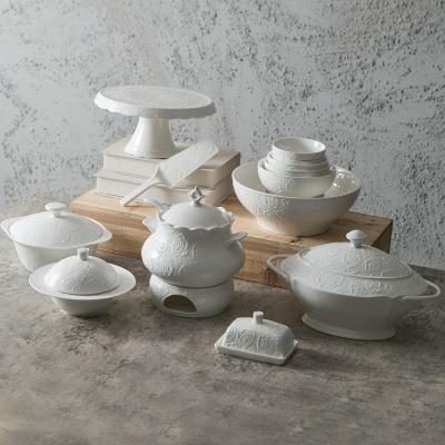 China JINYUAN Disposable Wedding Style Rose Pattern Embossed Process Ceramic Tableware Set Tableware Porcelain Serveware for sale