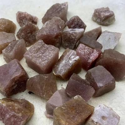 China High Quality Healing Stone Raw Crystal Strawberry Quartz Min Price Red Crystal Rough for sale