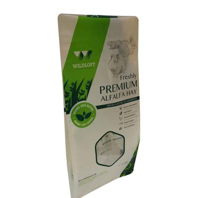 China Food Customized Printing Side Gusset With Window Pet Food Packaging Bags For Packing Alfalfa For Rabbit/Hamster for sale