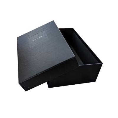 China Recycled materials STPP developed logo lid&base luxury colorful printed rigid apparel paper packaging box for shoes for sale