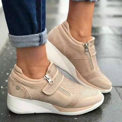 China CUSHIONING casual shoes 2020 fashion large head leisure rhinestone Lefu comfortable round shoes women's sports shoes for sale