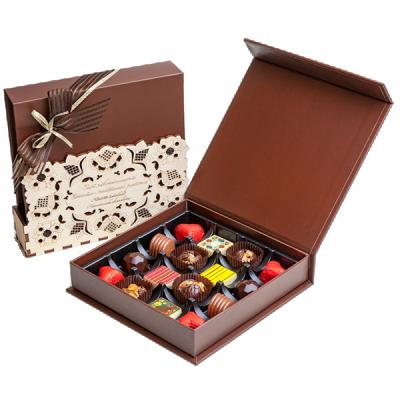 China 2021 Latest Materials Custom Chocolate Box Luxury Products Recycled Candy Cardboard Boxes for sale