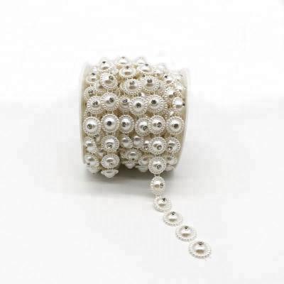 China Modern Design Wholesale Decorative Round Rhinestone Pearl Rhinestone Shinning Silver Chain for sale