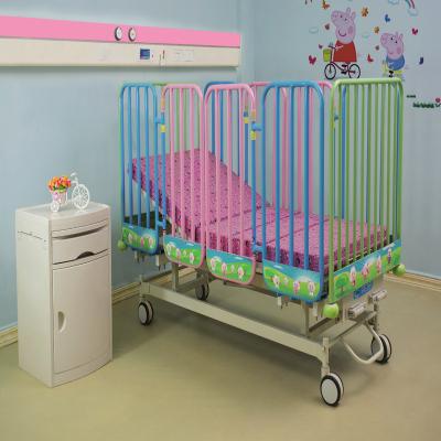 China 2Funtions Wholesale Safety Manual Elevated Guardrail Cartoon Child Care Center Pediatric Children's Hospital Bed for sale