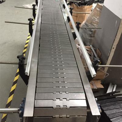 China Oil Heavy Duty Table Top Conveyor Table Belt Conveyor for sale