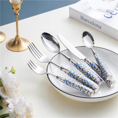 China Newcomer Viable Restaurant Forged Fork Spoon Knife Luxury Cutlery Set Stainless Steel Luxury Hotel Flatware Sets for sale