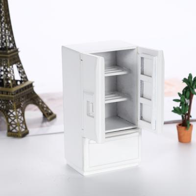 China Mini Toy High Quality Wooden Doll's Bedroom Furniture Accessories White Refrigerator Miniature Model Dollhouse Furniture Toys for sale