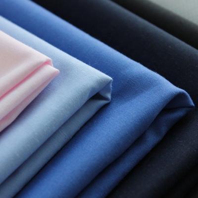 China TC Antistatic 130gsm poly / terylene cotton fabric 45s*45s 133*76 cotton softness for mens shirts for sale