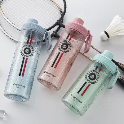 China Eco-friendly Products 0.6L Plastic Travel Water Bottle Wholesale Sustainable Sports Plastic Water Bottles With Custom Logo for sale