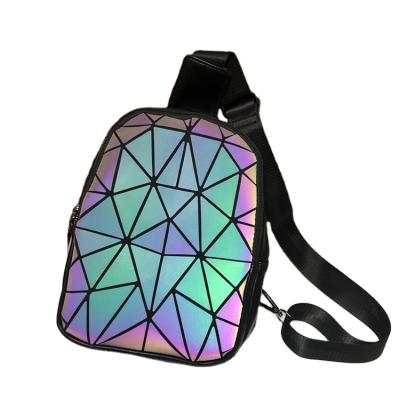 China Bsci Factory Chameleon Geometric Diamond Large Capacity Custom Chest Bag Men Water Proof Luminous Belt Bag for sale