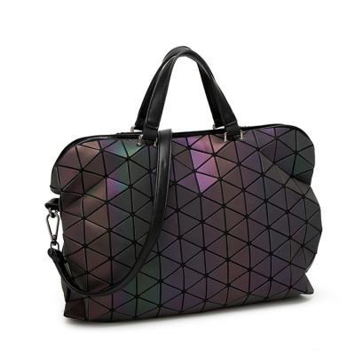 China Daily Used Colorful Bright Men's Portable Briefcase Laptop Bag Fashion Rhombus Diagonal Ladies Shoulder Messenger Bag for sale