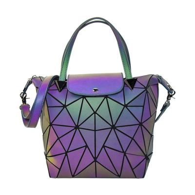 China Daily Used In The New Running Bucket Bag Fashion Shoulder Geometric Diagonal Bags Women Handbags Ladies for sale