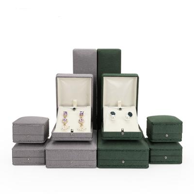 China Handmade Custom Logo Green Bars Jewelry Boxes Luxury Jewelry Boxes Gift Packaging Box Paper Jewelry Display Case for sale