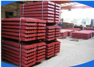 China Ore Mining Casting Jaw Crusher Jaw Plate High Mn Steel Wear Resistance Customized for sale