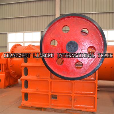 China Pe Series Jaw Crusher 300 X 1300 ,  Double Toggle Jaw Crusher  For Building Materials / Roads / Railways for sale