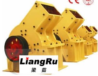 China Bricks / Tiles / Wood Hammer Crusher Machine PC600 X 400 High Product Capacity for sale